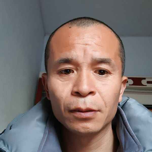 43岁岁河南单身帅哥 - 哈密吉缘网