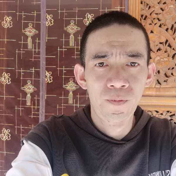 37岁岁云南单身帅哥 - 哈密吉缘网