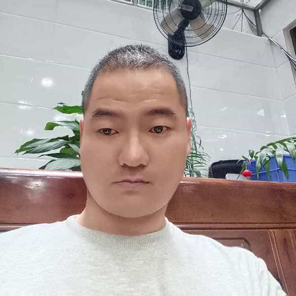 37岁岁福建单身帅哥 - 哈密吉缘网