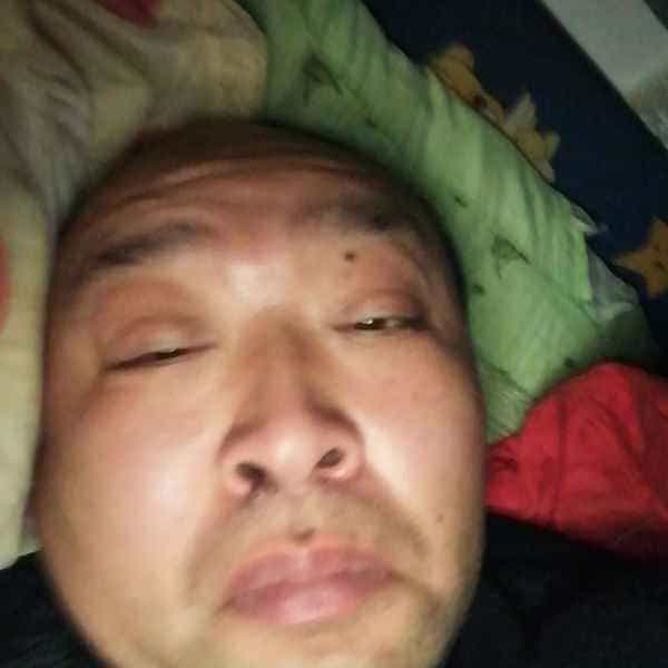35岁岁湖北单身帅哥 - 哈密吉缘网