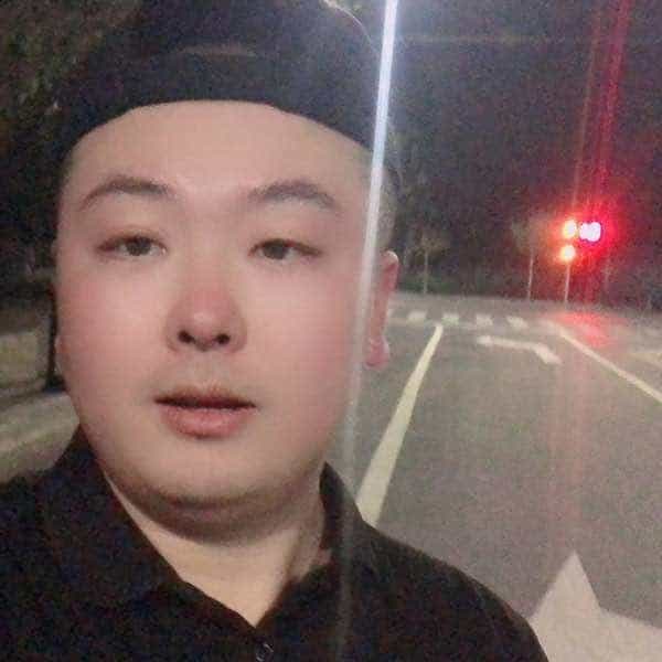 31岁岁辽宁单身帅哥 - 哈密吉缘网