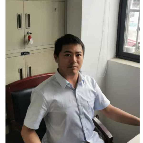 35岁岁河南单身帅哥 - 哈密吉缘网