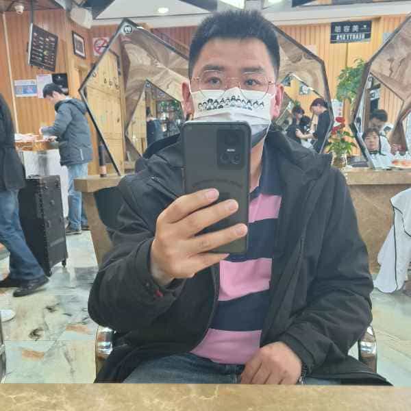 37岁岁上海单身帅哥 - 哈密吉缘网