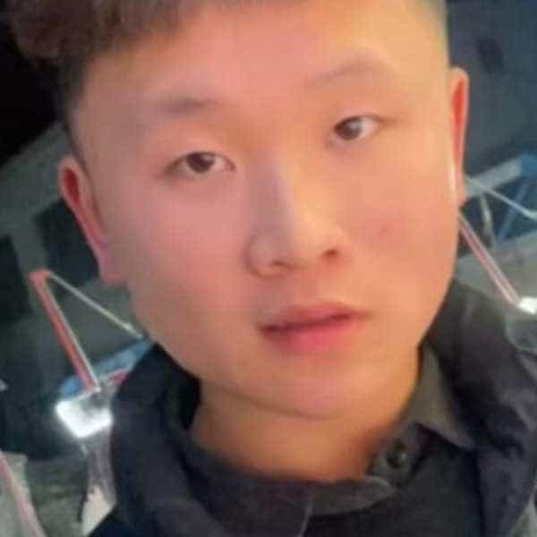 22岁岁河南单身帅哥 - 哈密吉缘网