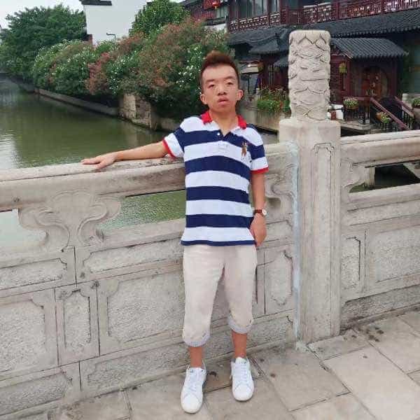 28岁岁吉林单身帅哥 - 哈密吉缘网