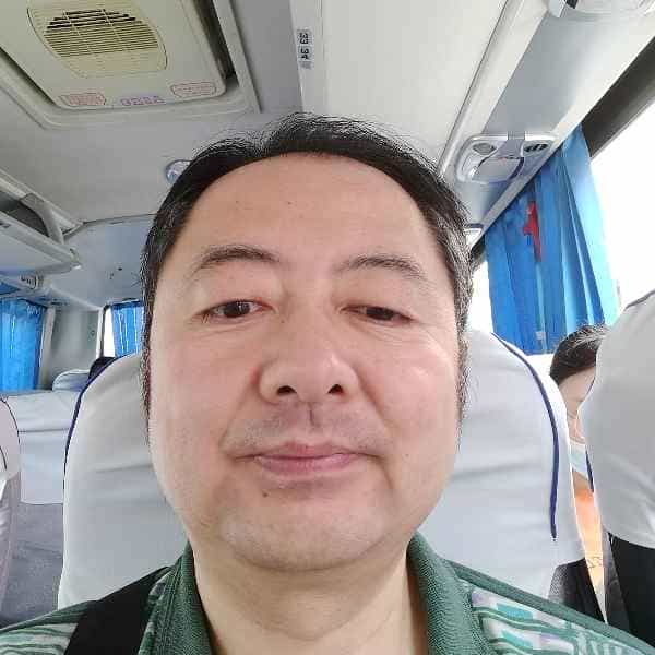 52岁岁辽宁单身帅哥 - 哈密吉缘网