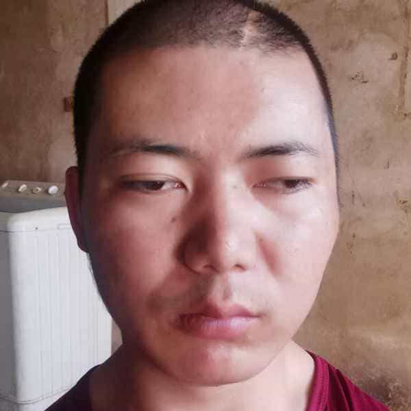 35岁岁云南单身帅哥 - 哈密吉缘网