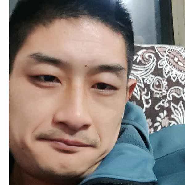 32岁岁湖北单身帅哥 - 哈密吉缘网