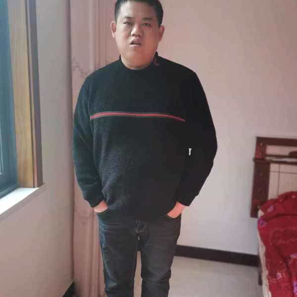 33岁岁重庆单身帅哥 - 哈密吉缘网