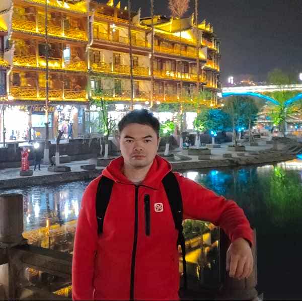 39岁岁广东单身帅哥 - 哈密吉缘网